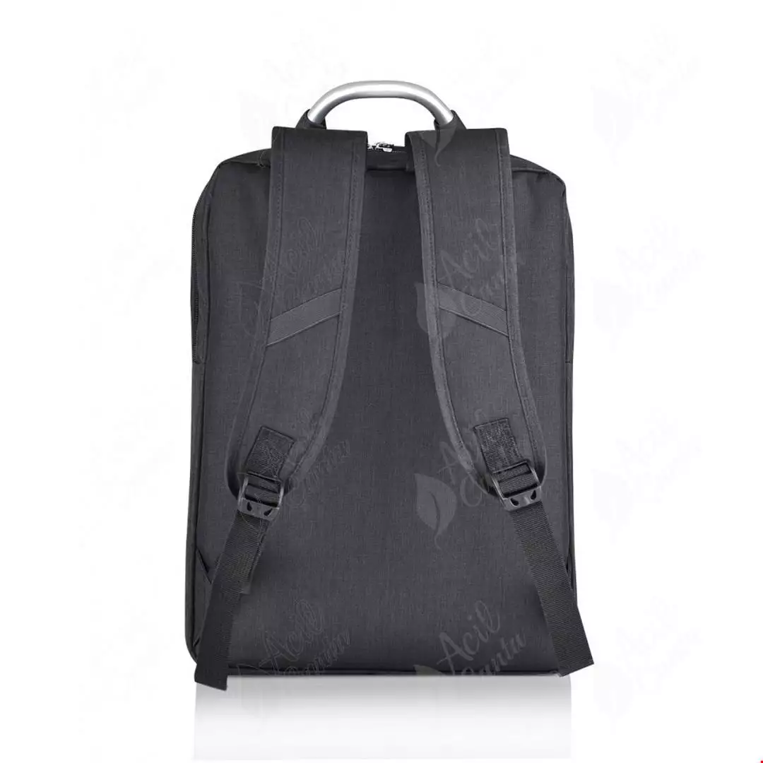 Metal Saplı Sırt Çantası